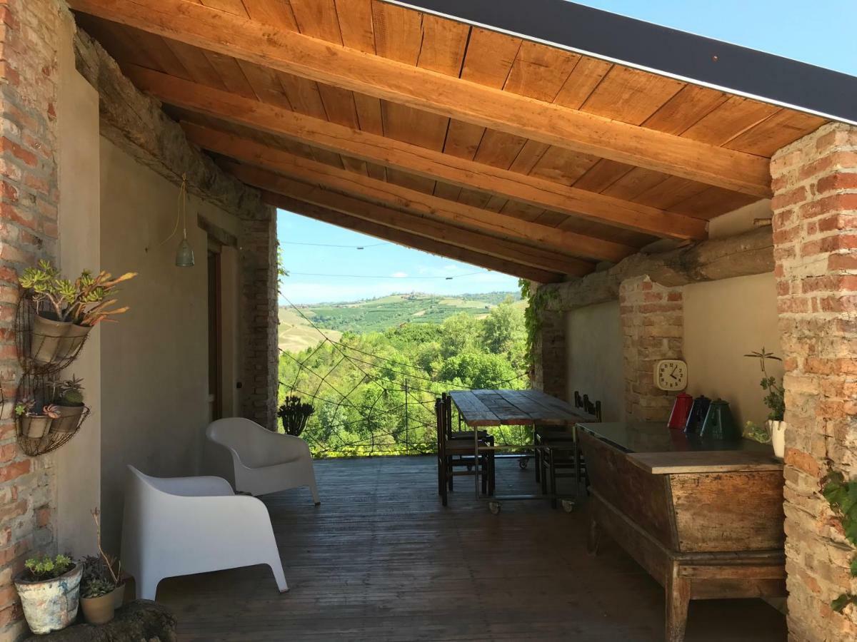 B&B Acaso Serralunga d'Alba Exterior photo